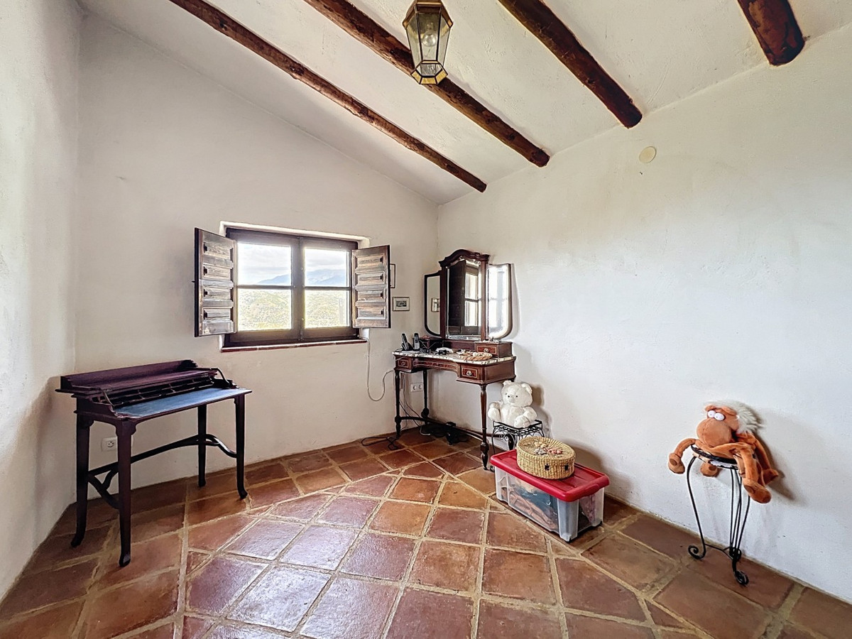 Huis te koop in Sayalonga | 3 slaapkamers H5456167