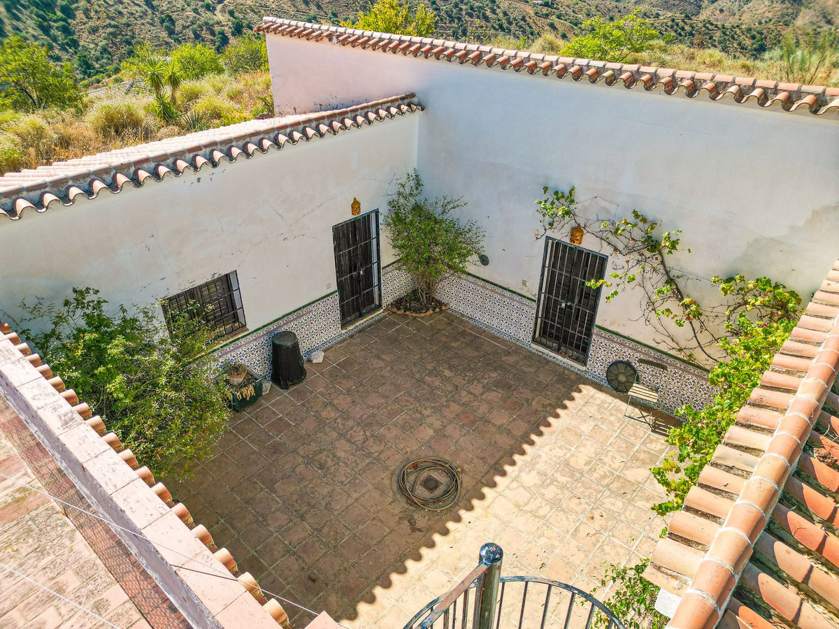 Property main view 33
