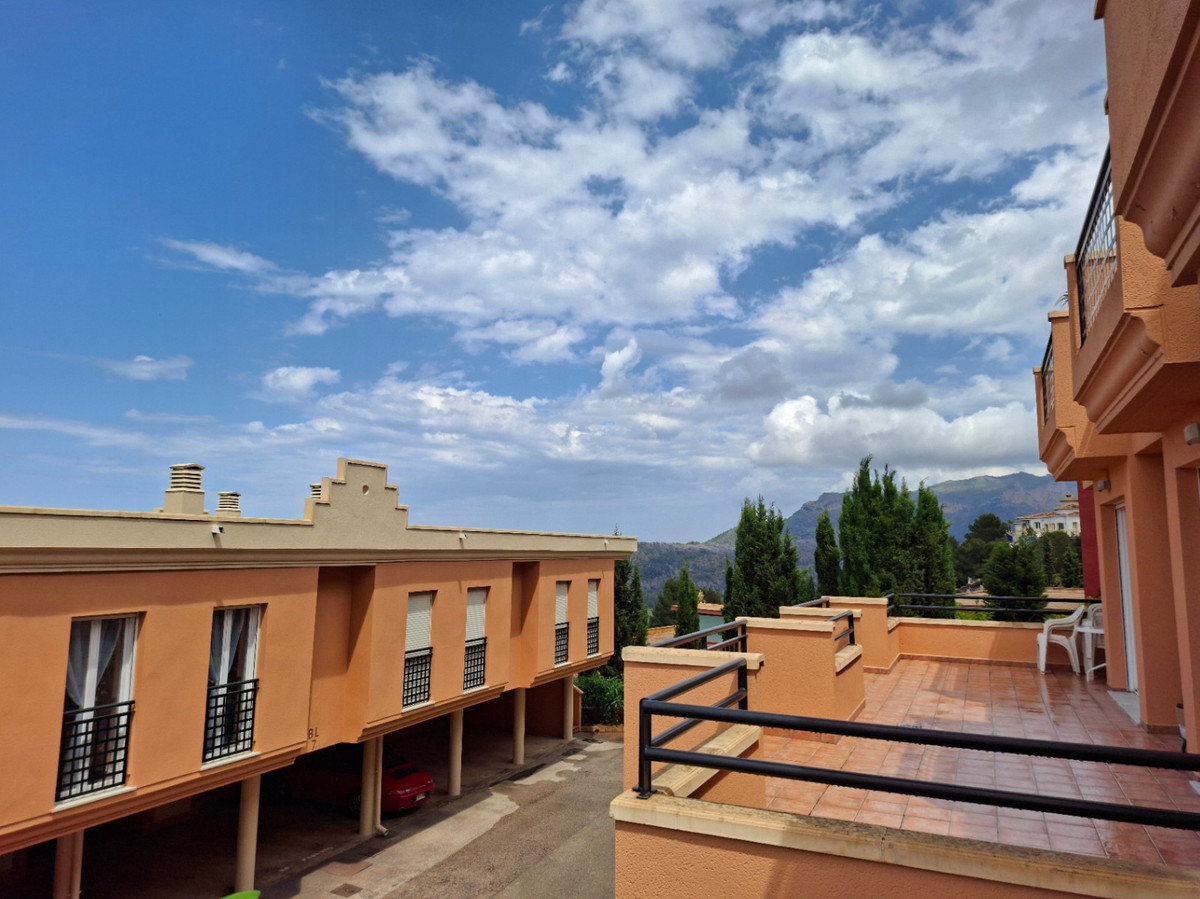 Property main view 40