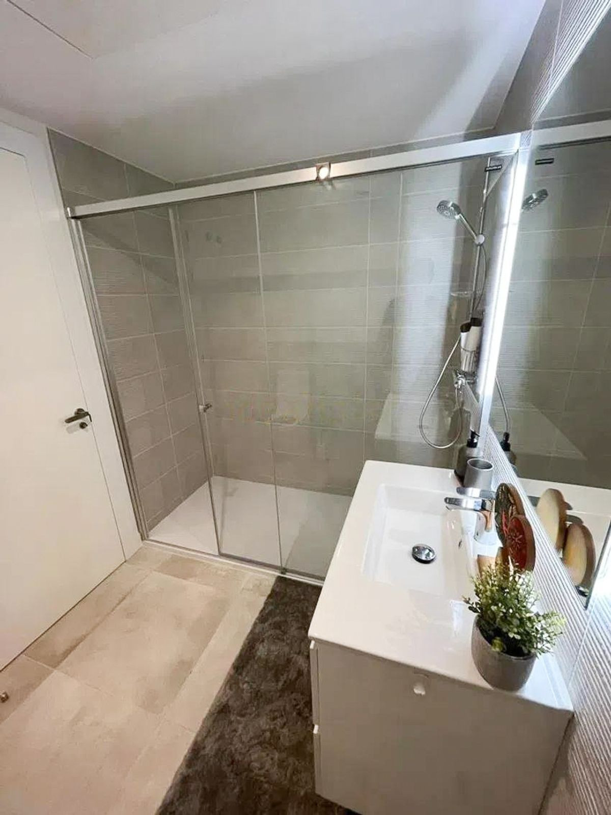 Begane grond appartement in Selwo-12