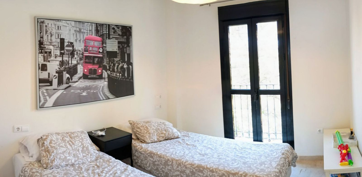 Tussenverdieping Appartement in Selwo-10