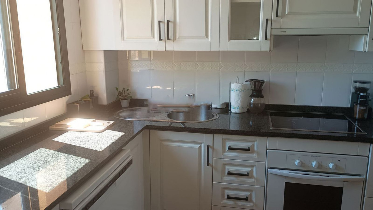 Tussenverdieping Appartement in Selwo-4