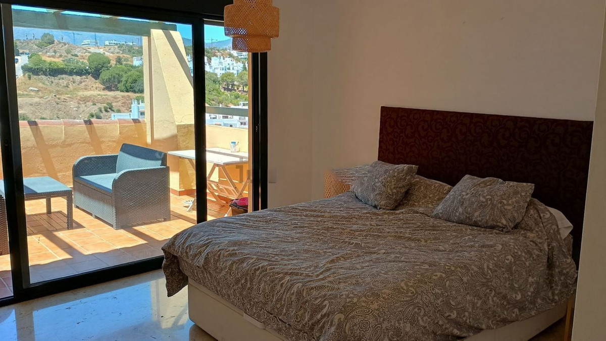 Tussenverdieping Appartement in Selwo-7