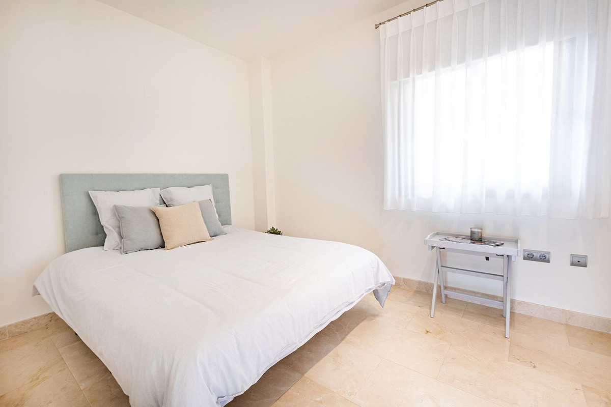 Penthouse in Selwo-14