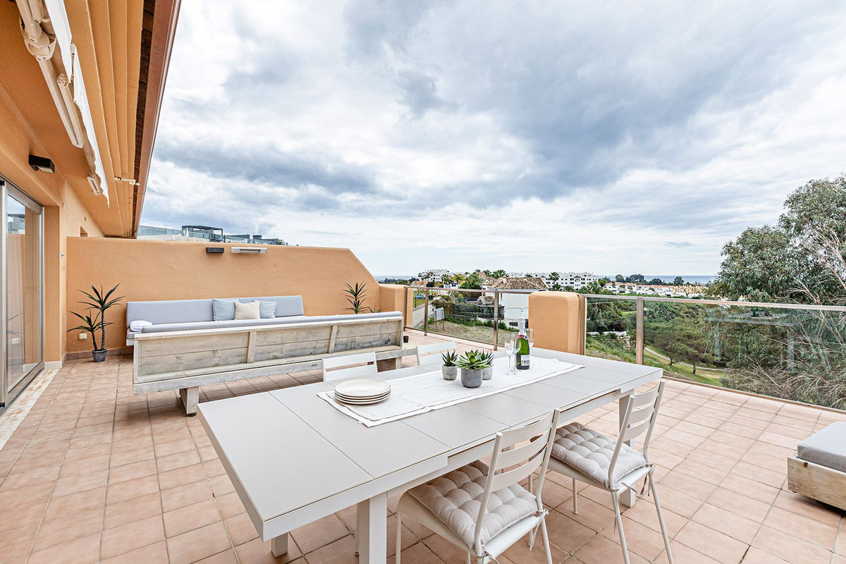 Penthouse in Selwo-18