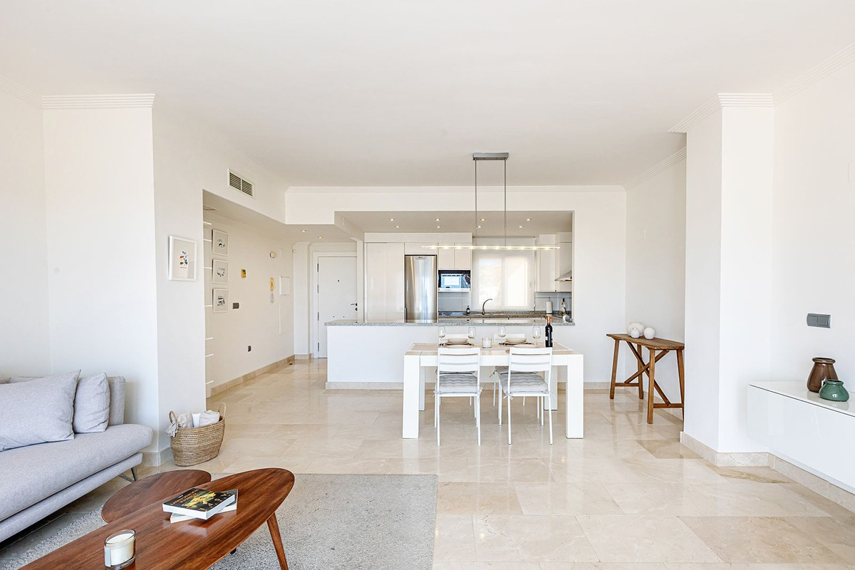 Penthouse in Selwo-2