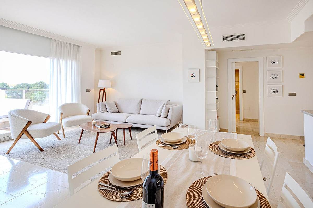 Penthouse in Selwo-3