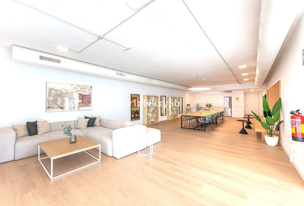 Tussenverdieping Appartement in Selwo-24