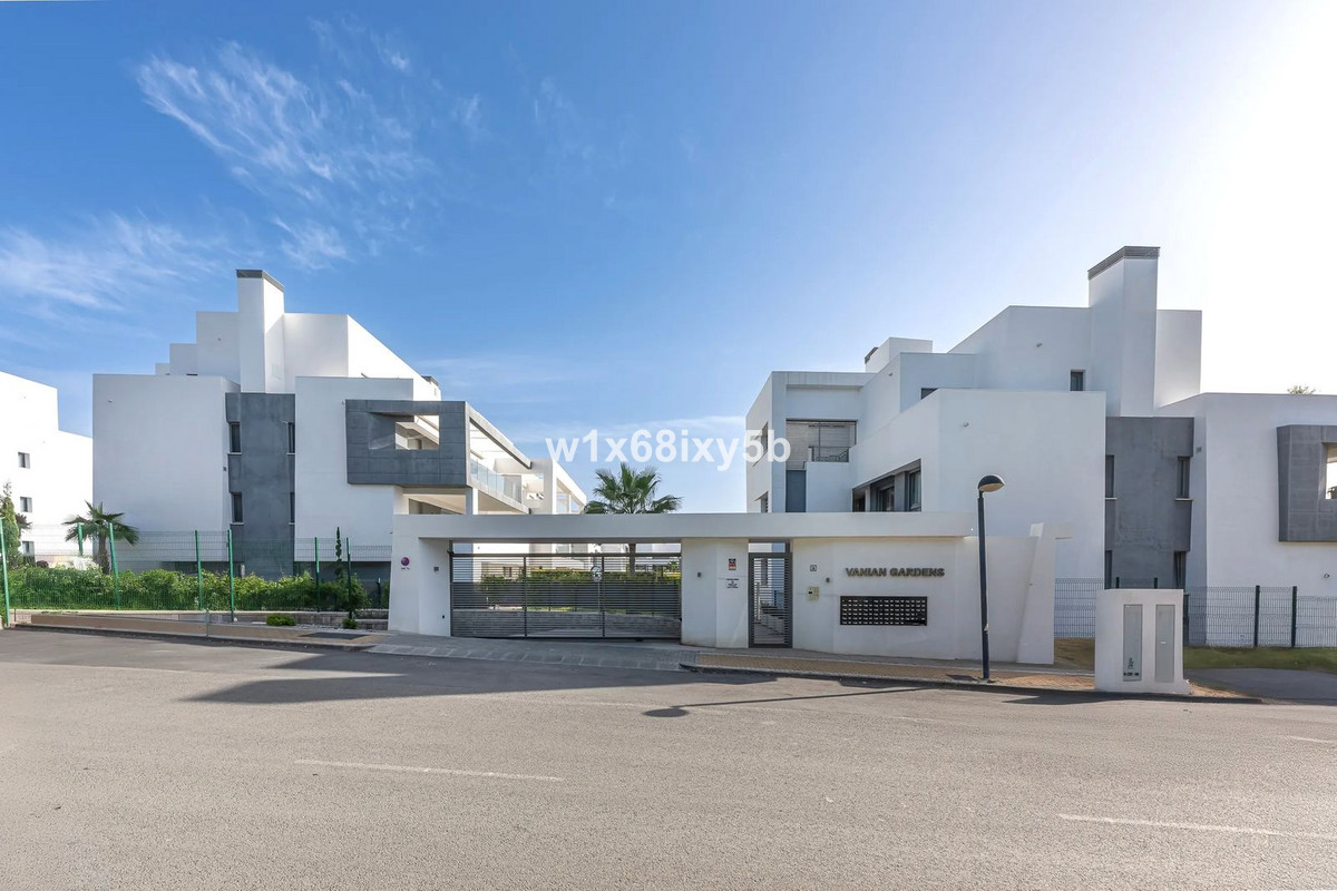 Tussenverdieping Appartement in Selwo-33