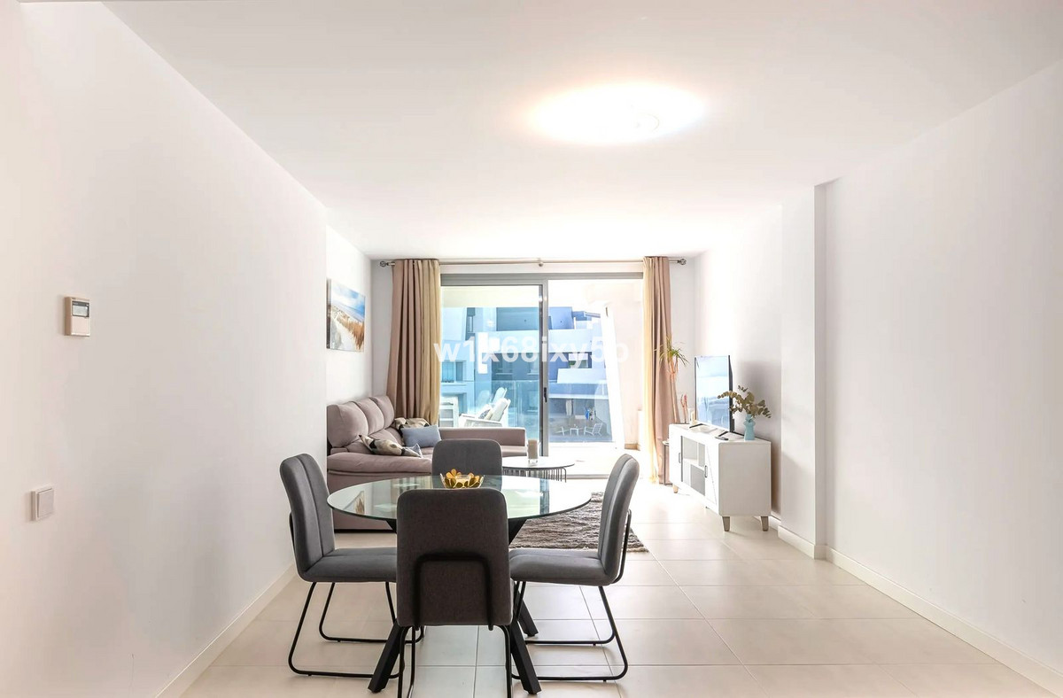 Tussenverdieping Appartement in Selwo-5