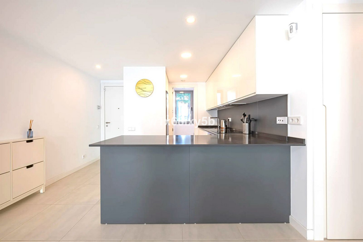 Tussenverdieping Appartement in Selwo-7