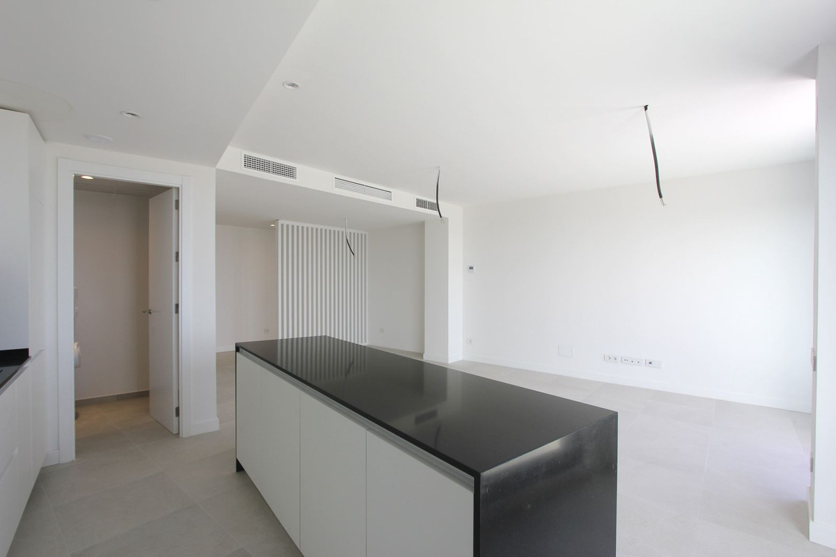 Penthouse in Selwo-17