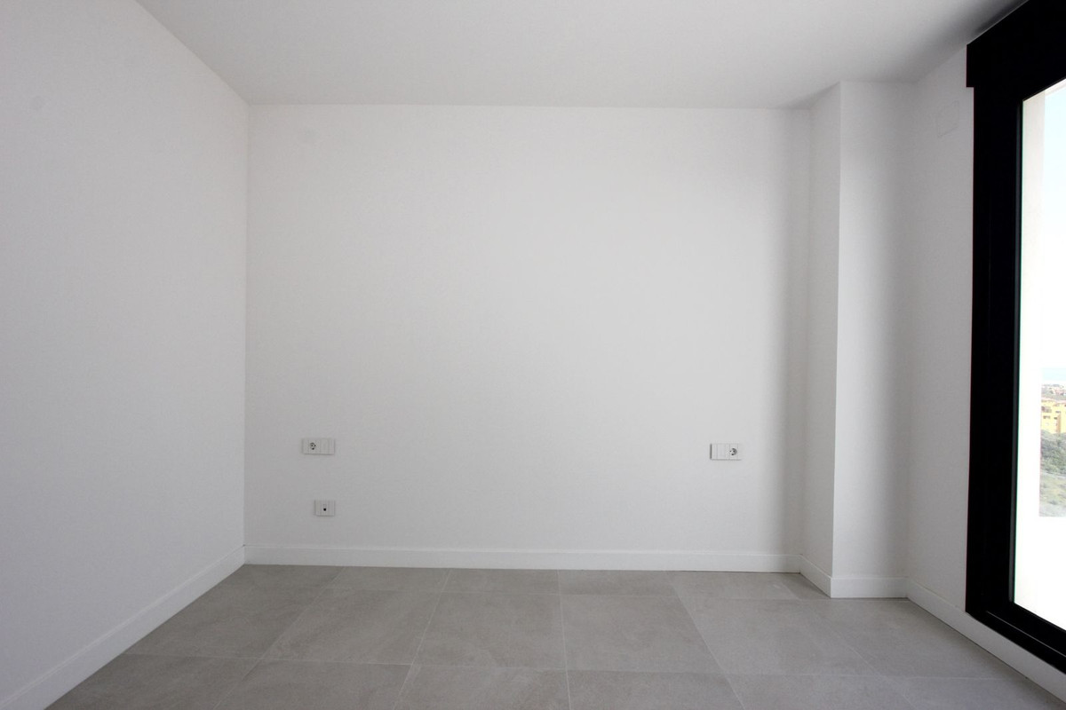 Penthouse in Selwo-25