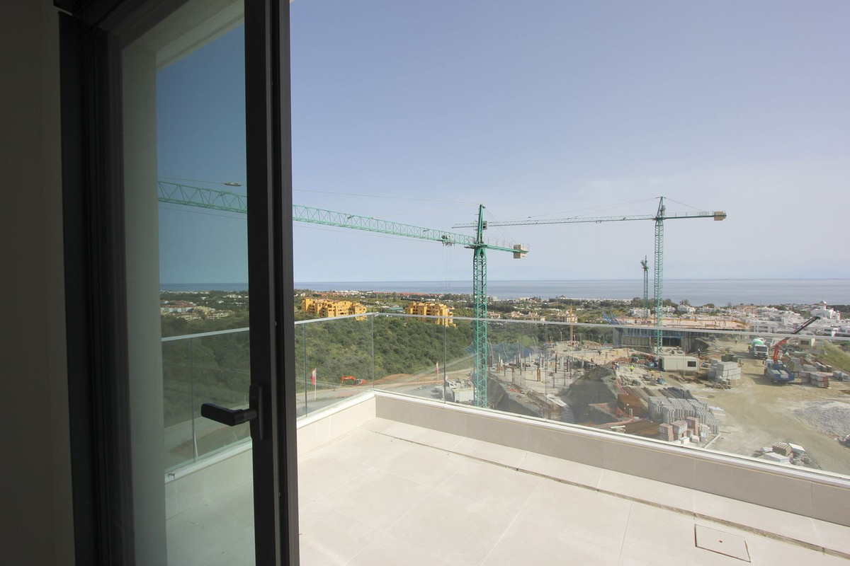 Penthouse in Selwo-26