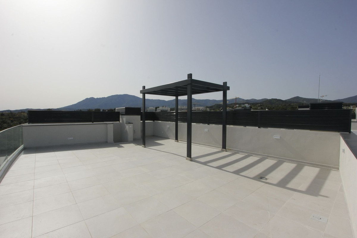 Penthouse in Selwo-36