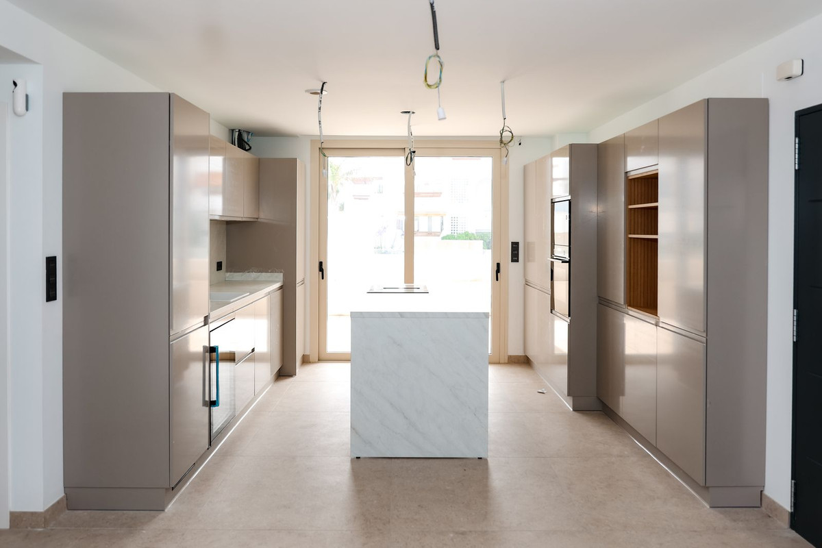 Apartment for sale in Selwo | 3 bedrooms H5105503