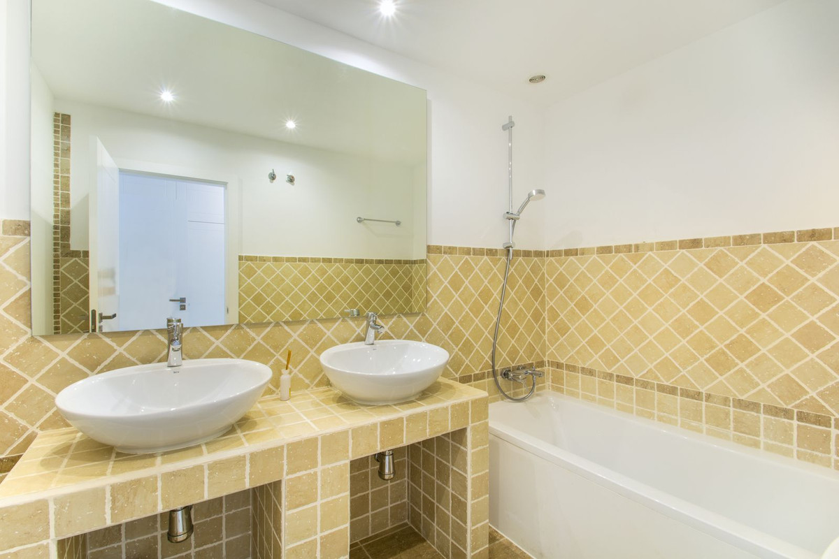 Appartement te koop in Selwo | 2 slaapkamers H5128990