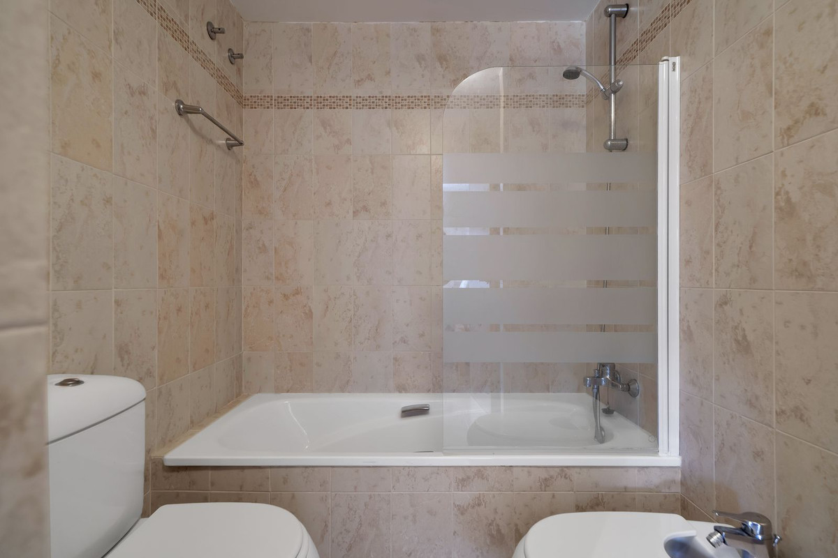 Appartement te koop in Selwo | 2 slaapkamers H5219470