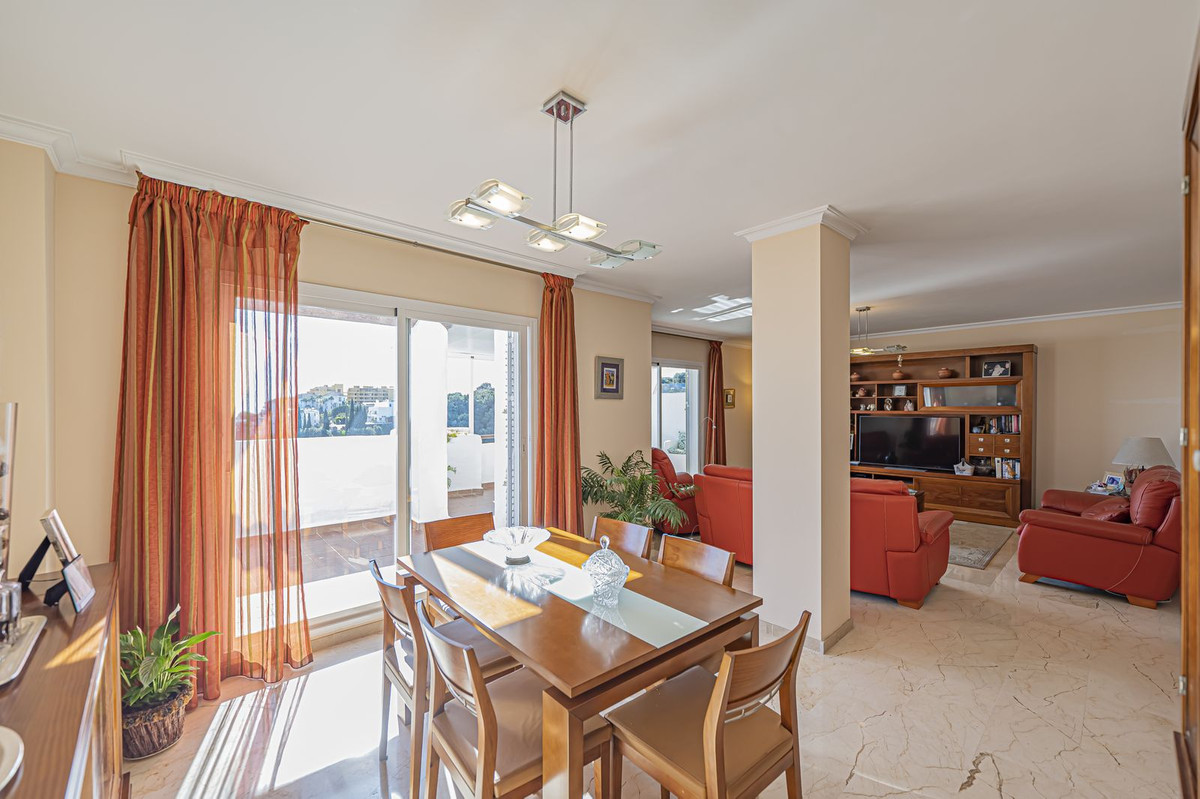 Penthouse te koop in Selwo | 4 slaapkamers H5288068