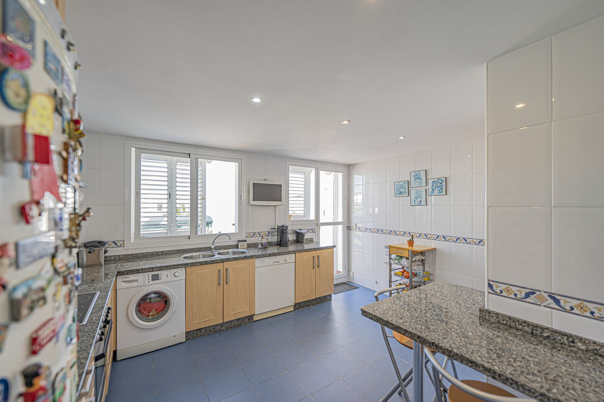 Penthouse te koop in Selwo | 4 slaapkamers H5288068