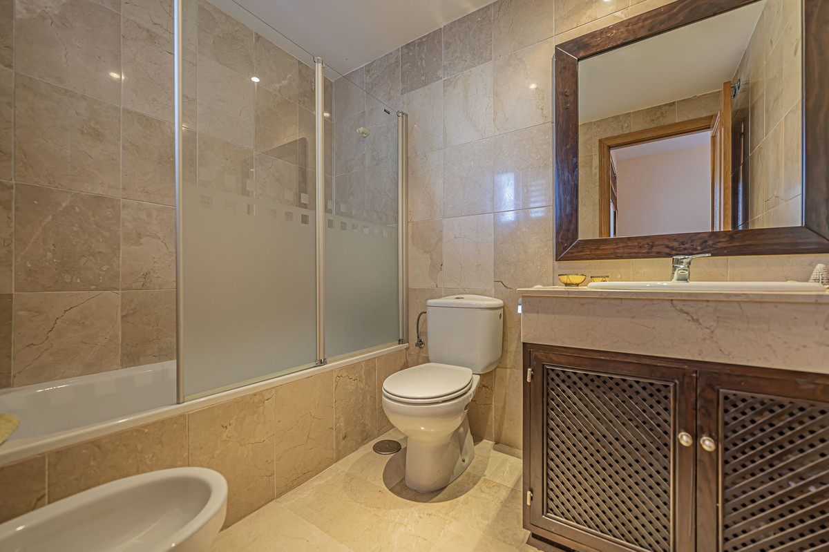 Penthouse te koop in Selwo | 4 slaapkamers H5288068