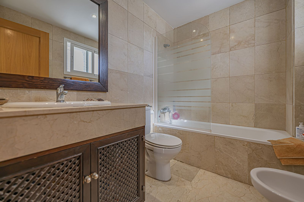 Penthouse te koop in Selwo | 4 slaapkamers H5288068