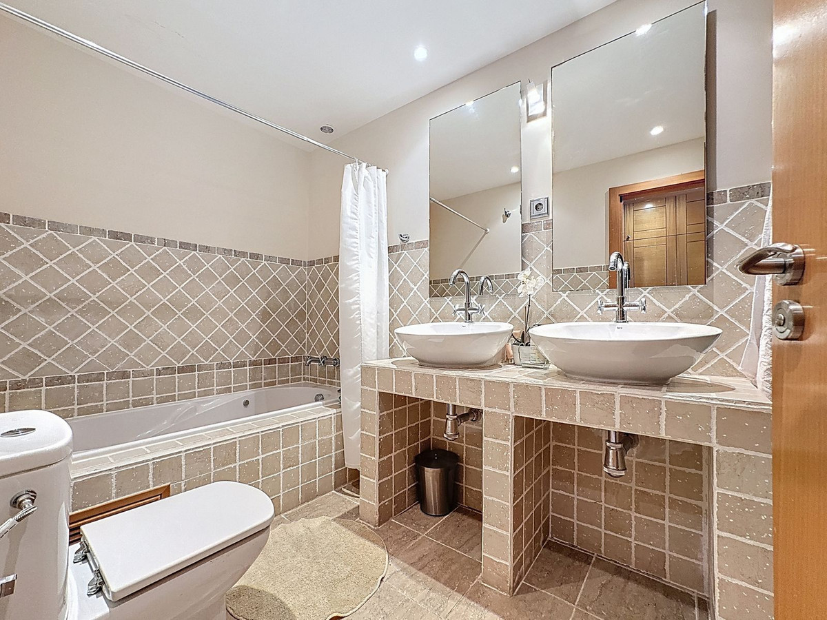 Property main view 30