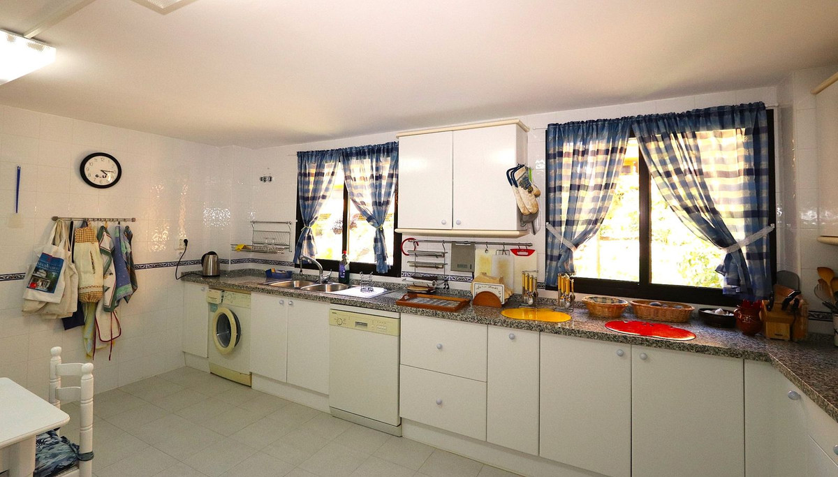 Geschakelde Woning te koop in Selwo | 3 slaapkamers H5384677