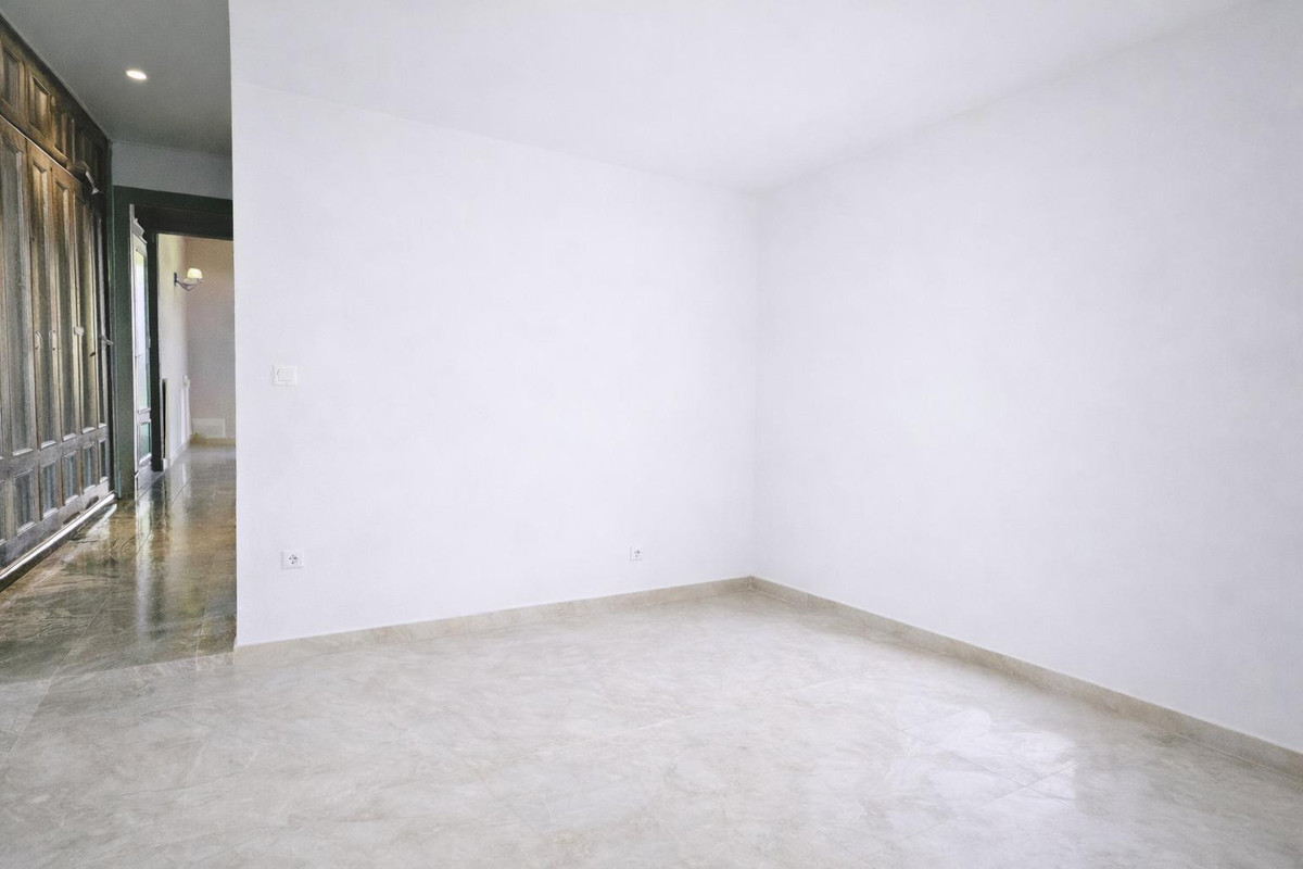 Property main view 30