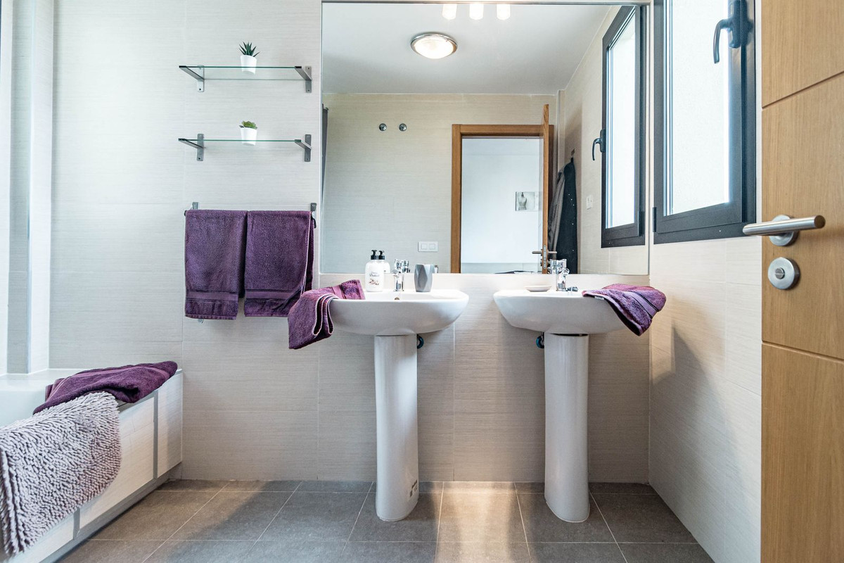 Appartement te koop in Selwo | 2 slaapkamers H5398687