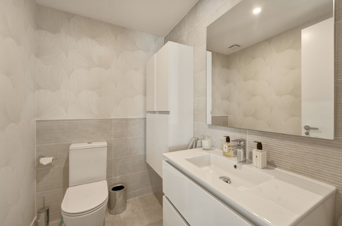 Penthouse te koop in Selwo | 4 slaapkamers H5438560