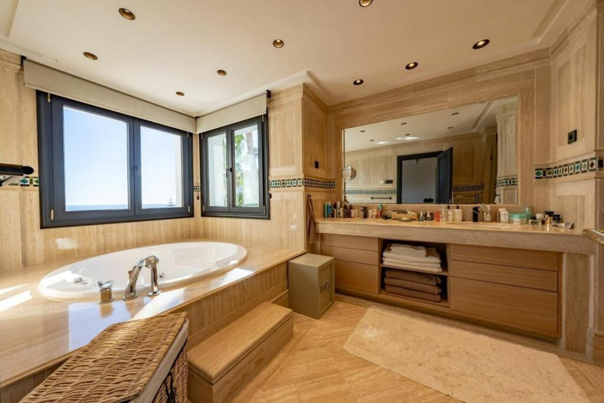 Property main view 16