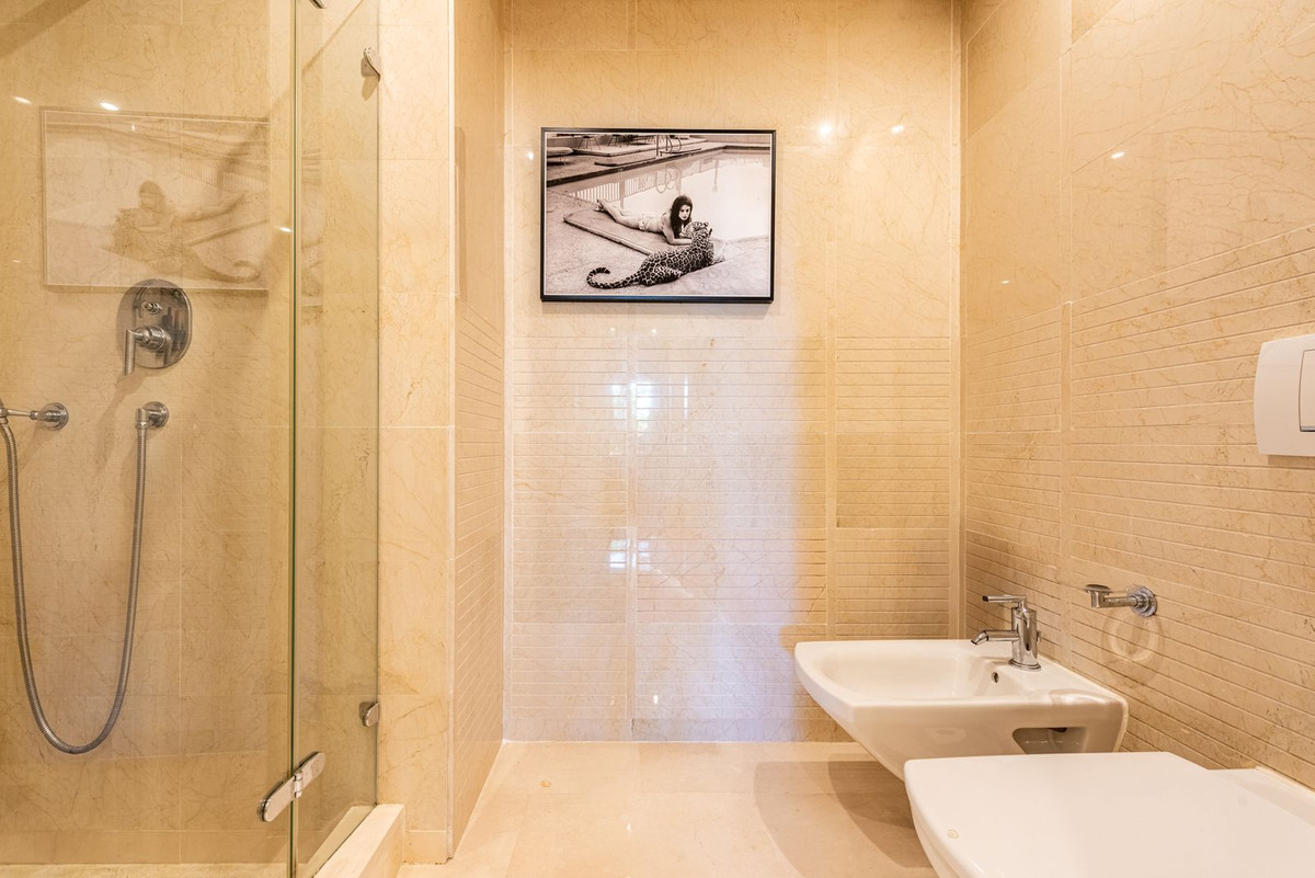 Tussenverdieping Appartement in Sierra Blanca-23
