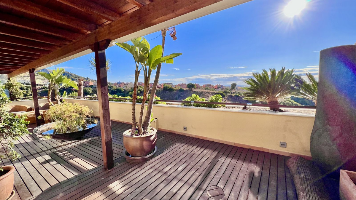 Appartement te koop in Sierra Blanca | 3 slaapkamers H5143915
