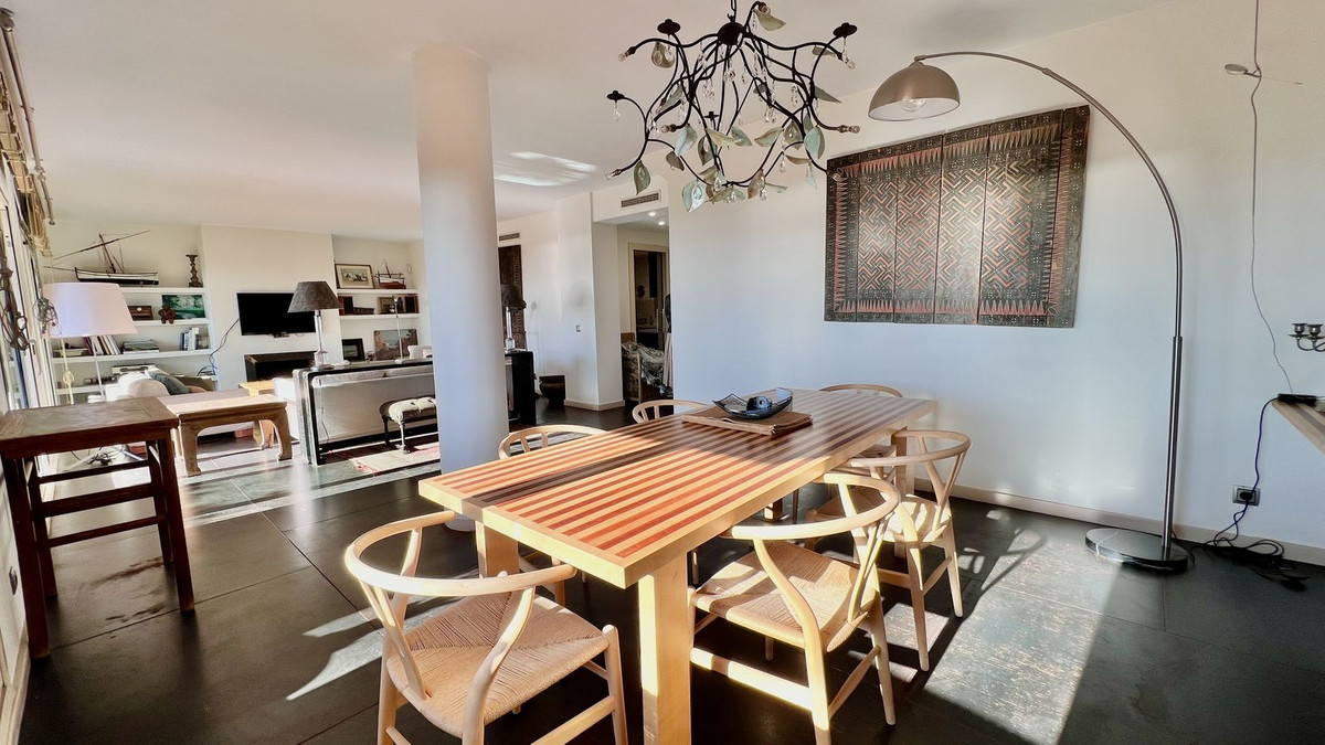 Appartement te koop in Sierra Blanca | 3 slaapkamers H5143915