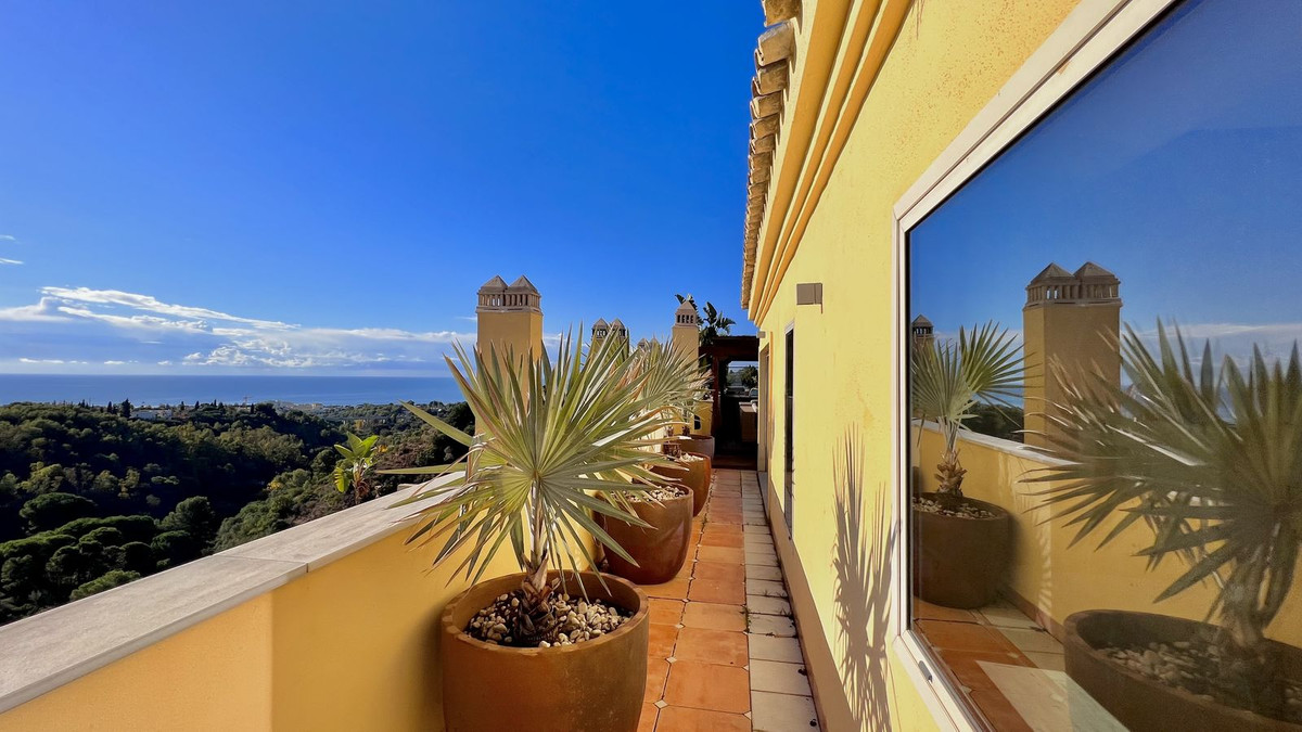 Appartement te koop in Sierra Blanca | 3 slaapkamers H5143915