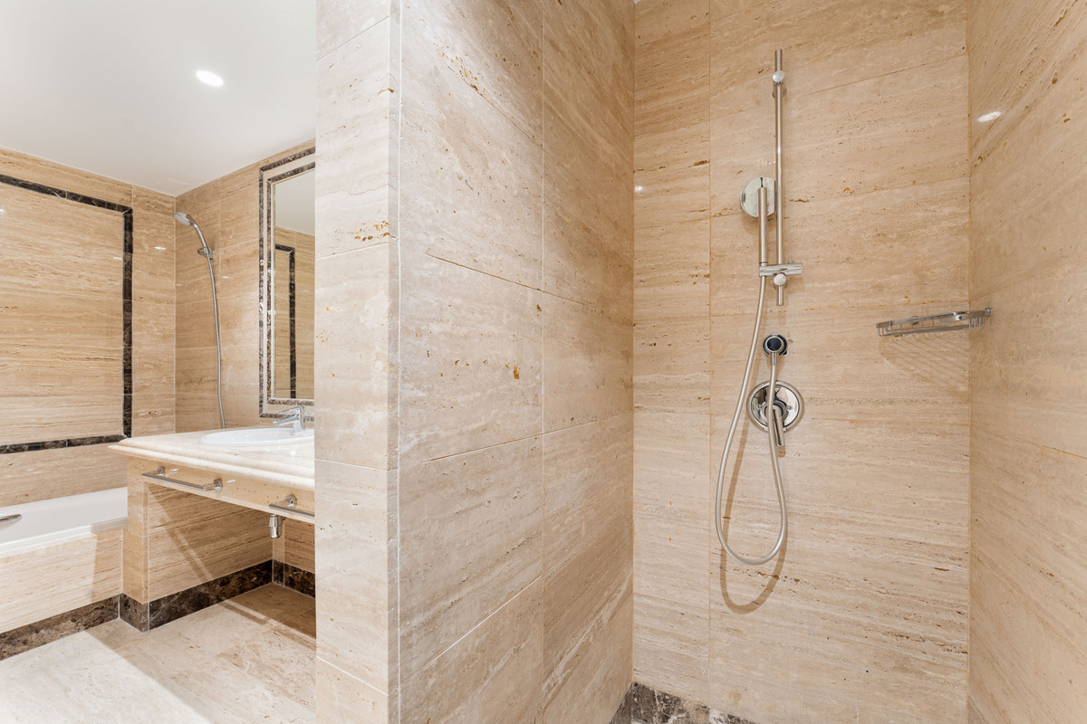 Appartement te koop in Sierra Blanca | 3 slaapkamers H5251555