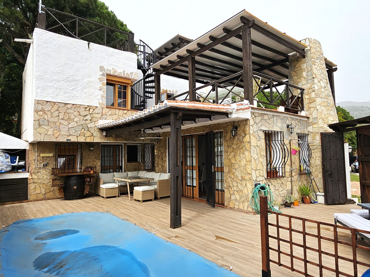 Huis te koop in Sierra Blanca | 3 slaapkamers H5261158