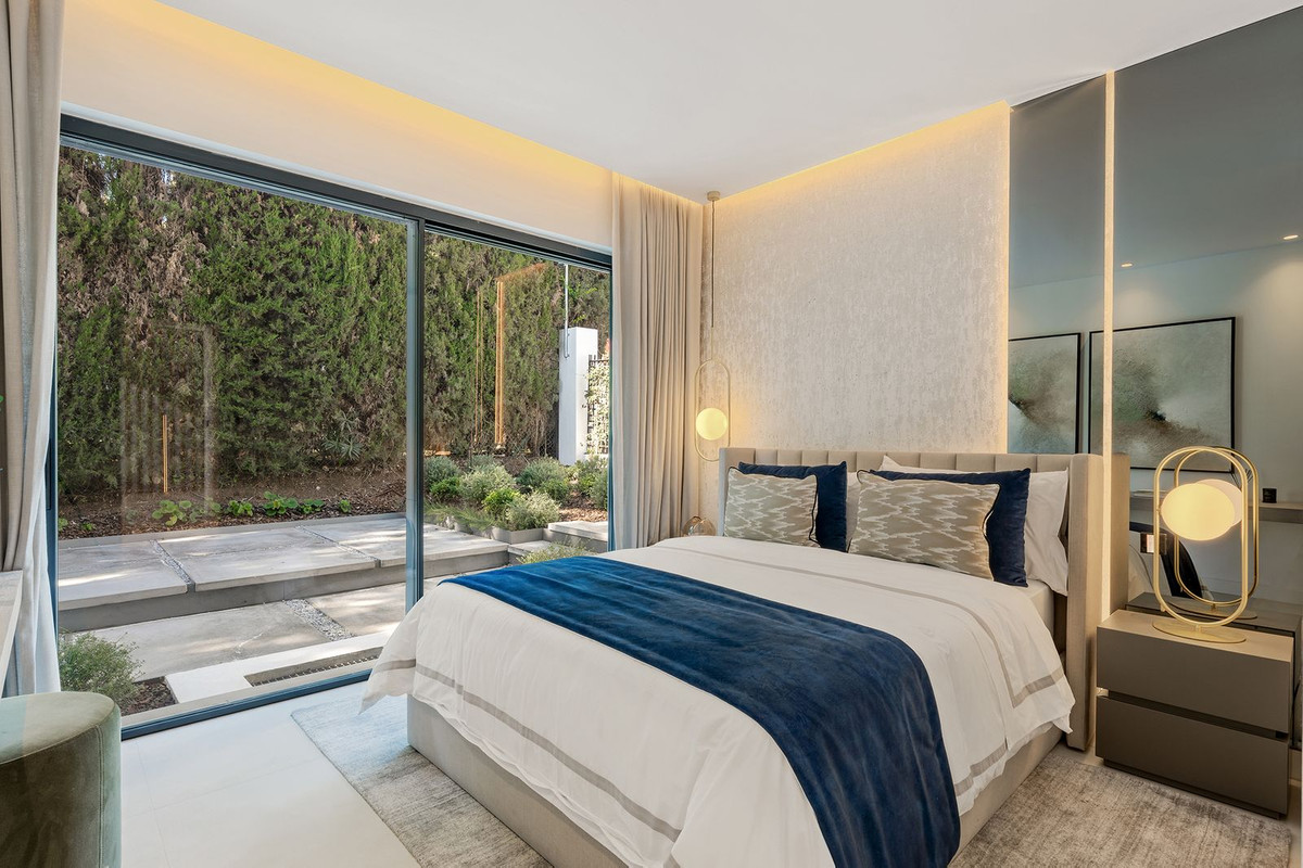 Huis te koop in Sierra Blanca | 5 slaapkamers H5261422