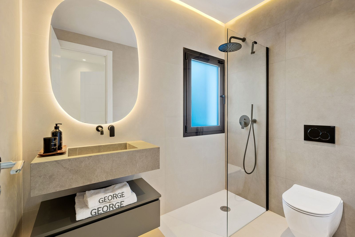 Huis te koop in Sierra Blanca | 5 slaapkamers H5261422