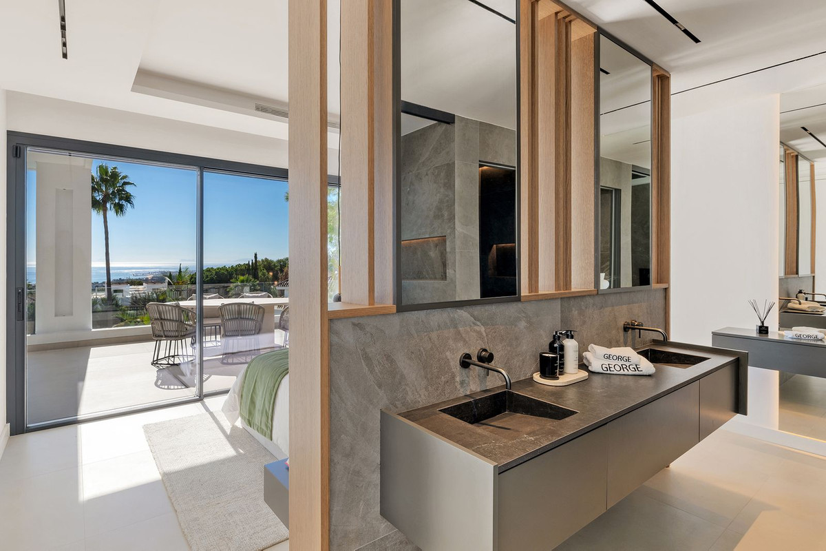 Huis te koop in Sierra Blanca | 5 slaapkamers H5261422