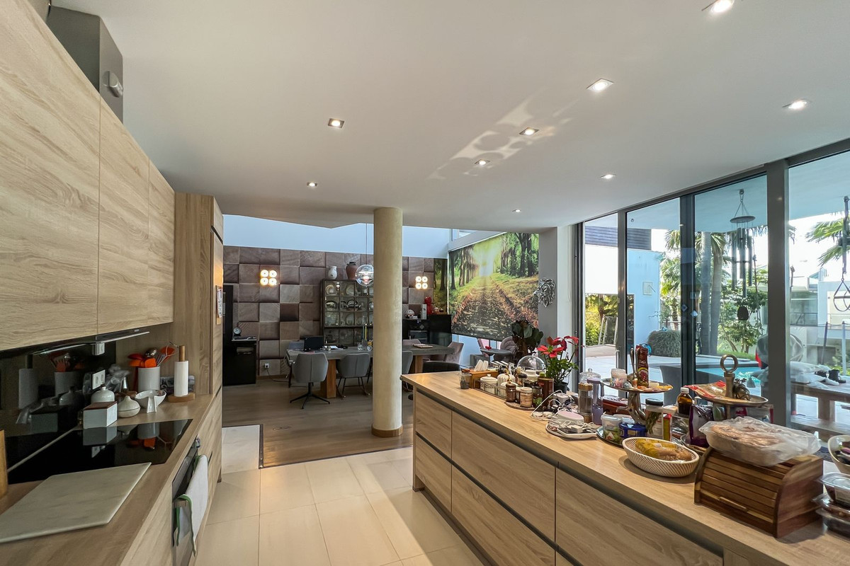 Huis te koop in Sierra Blanca | 4 slaapkamers H5291548