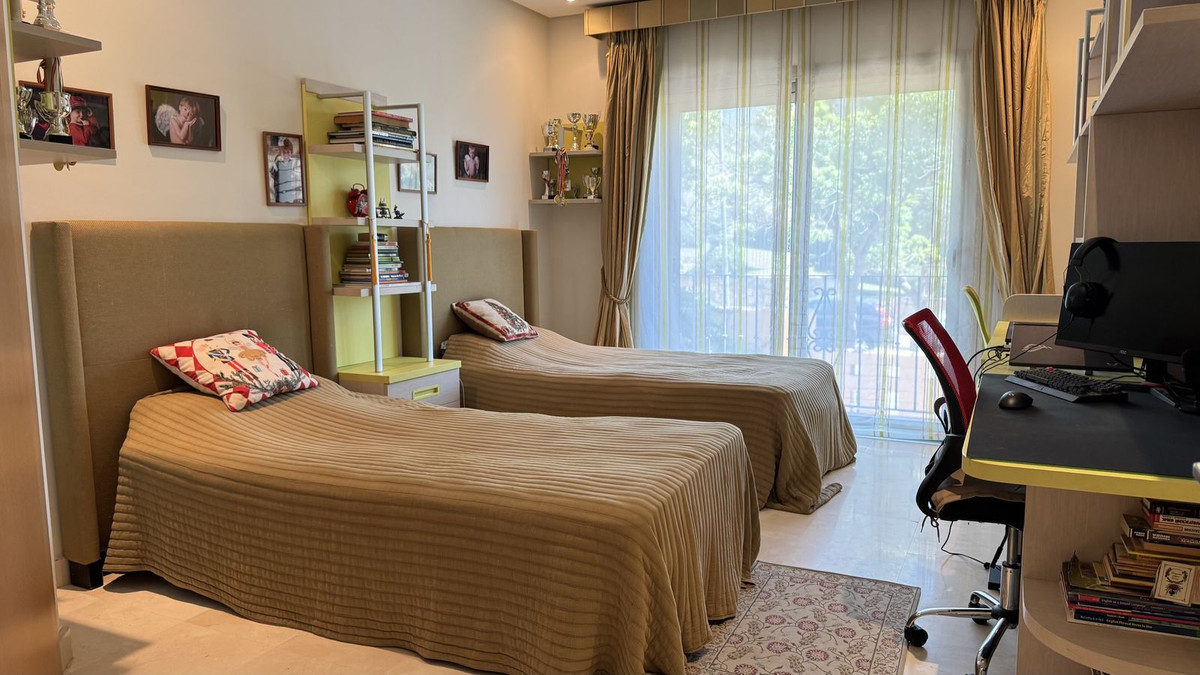 Appartement te koop in Sierra Blanca | 3 slaapkamers H5315140