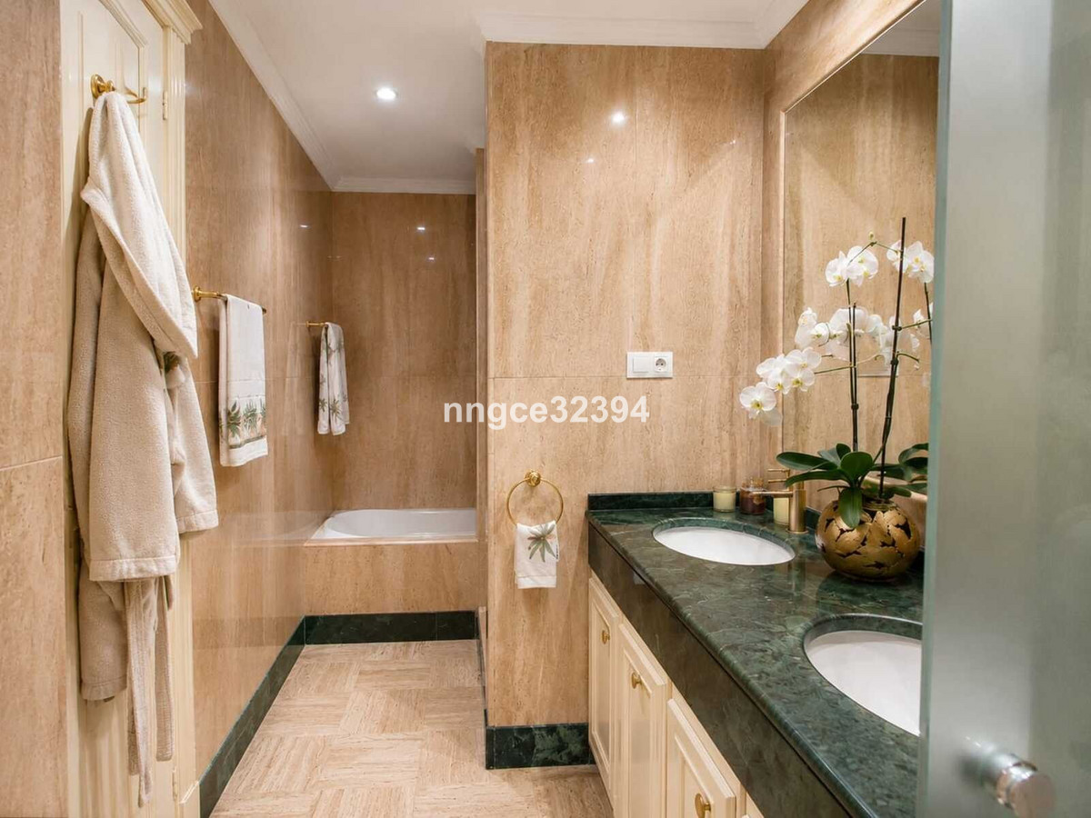Appartement te koop in Sierra Blanca | 2 slaapkamers H5461351