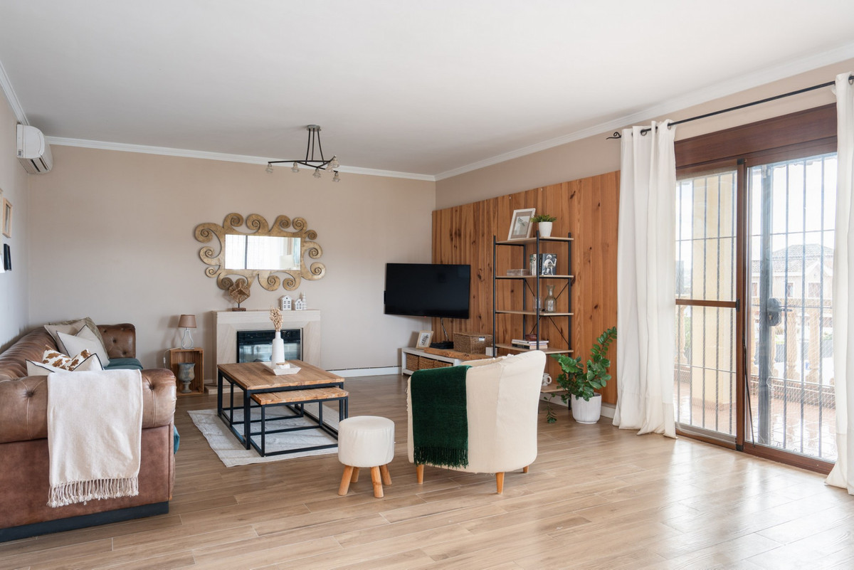 Huis te koop in Sierrezuela | 5 slaapkamers H5288329