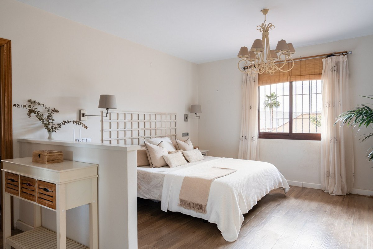 Huis te koop in Sierrezuela | 5 slaapkamers H5288329