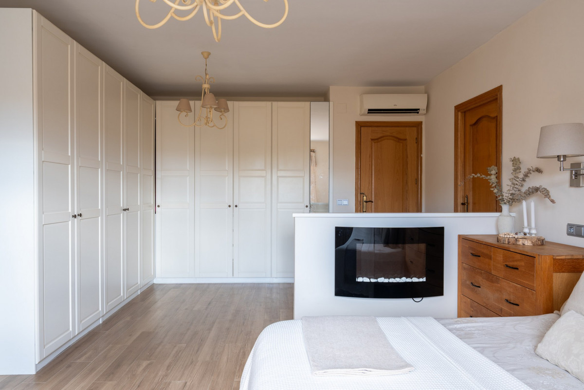 Huis te koop in Sierrezuela | 5 slaapkamers H5288329