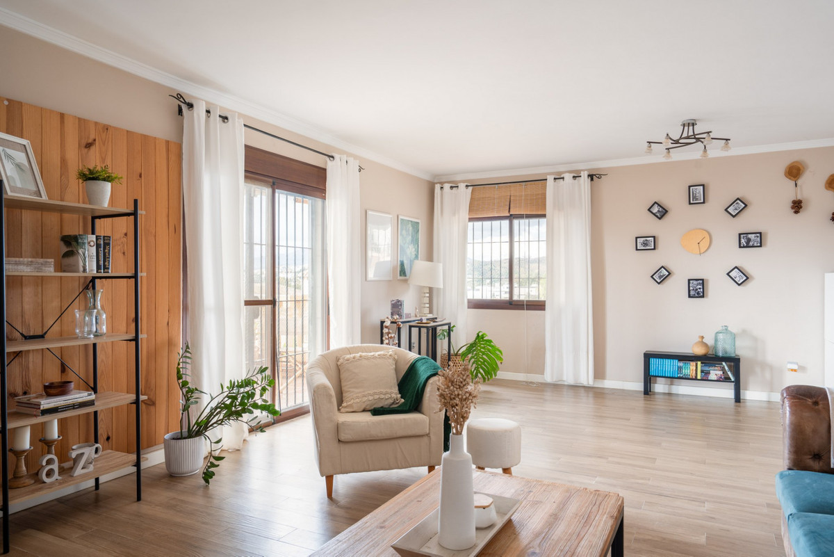 Huis te koop in Sierrezuela | 5 slaapkamers H5288329