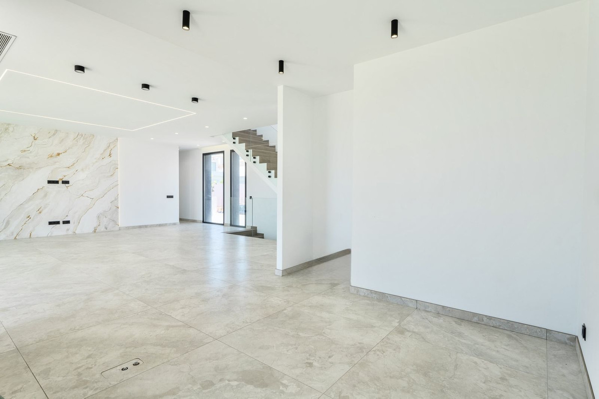 Property main view 36