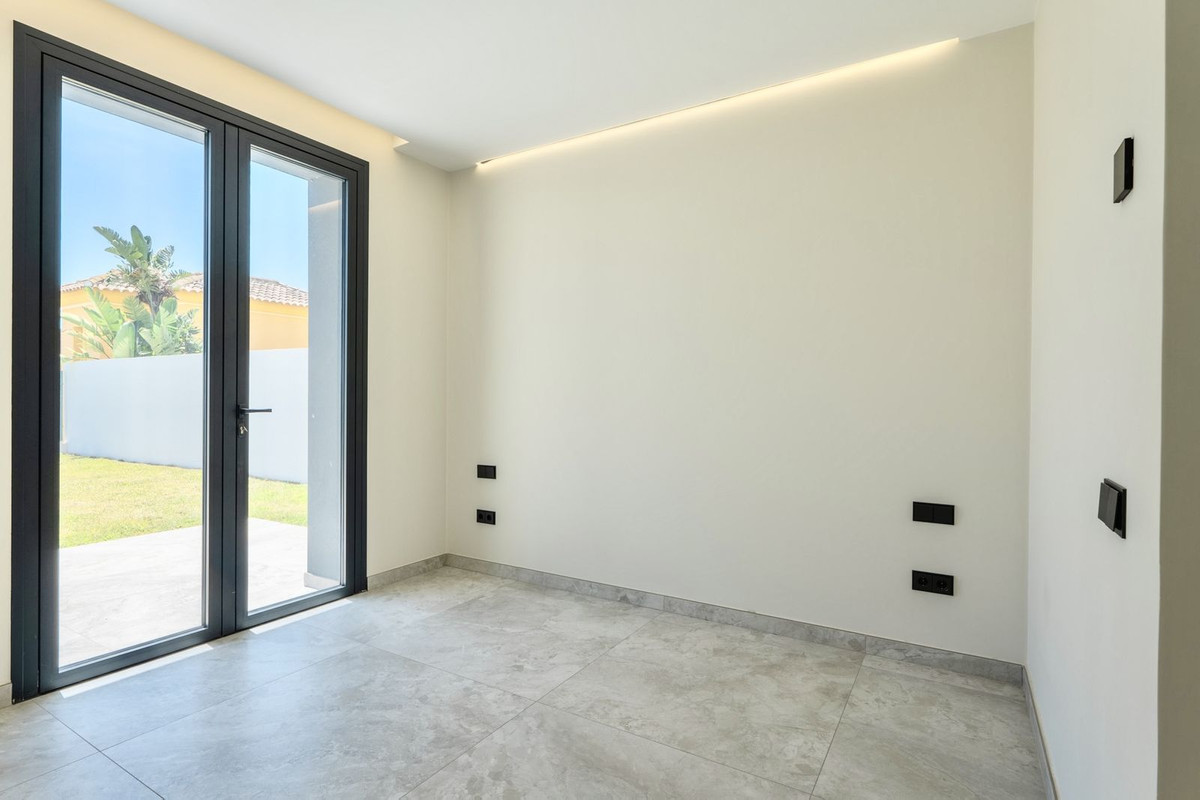 Property main view 40